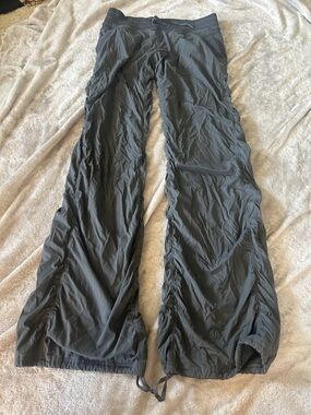 Lululemon dance studio pant - lined